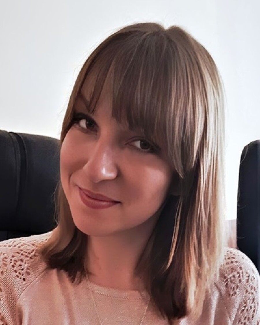Долинна Анна Сергіївна