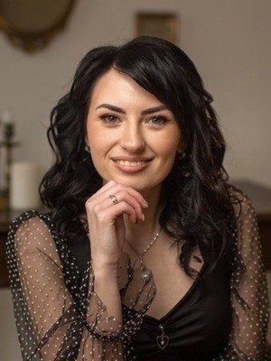Новосадова Анна Анатоліївна