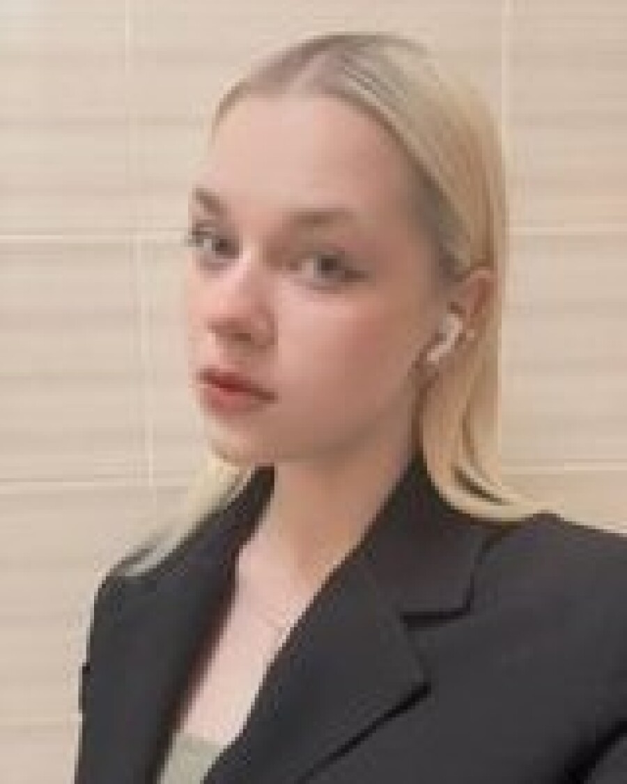 Морозова Альбіна Олегівна