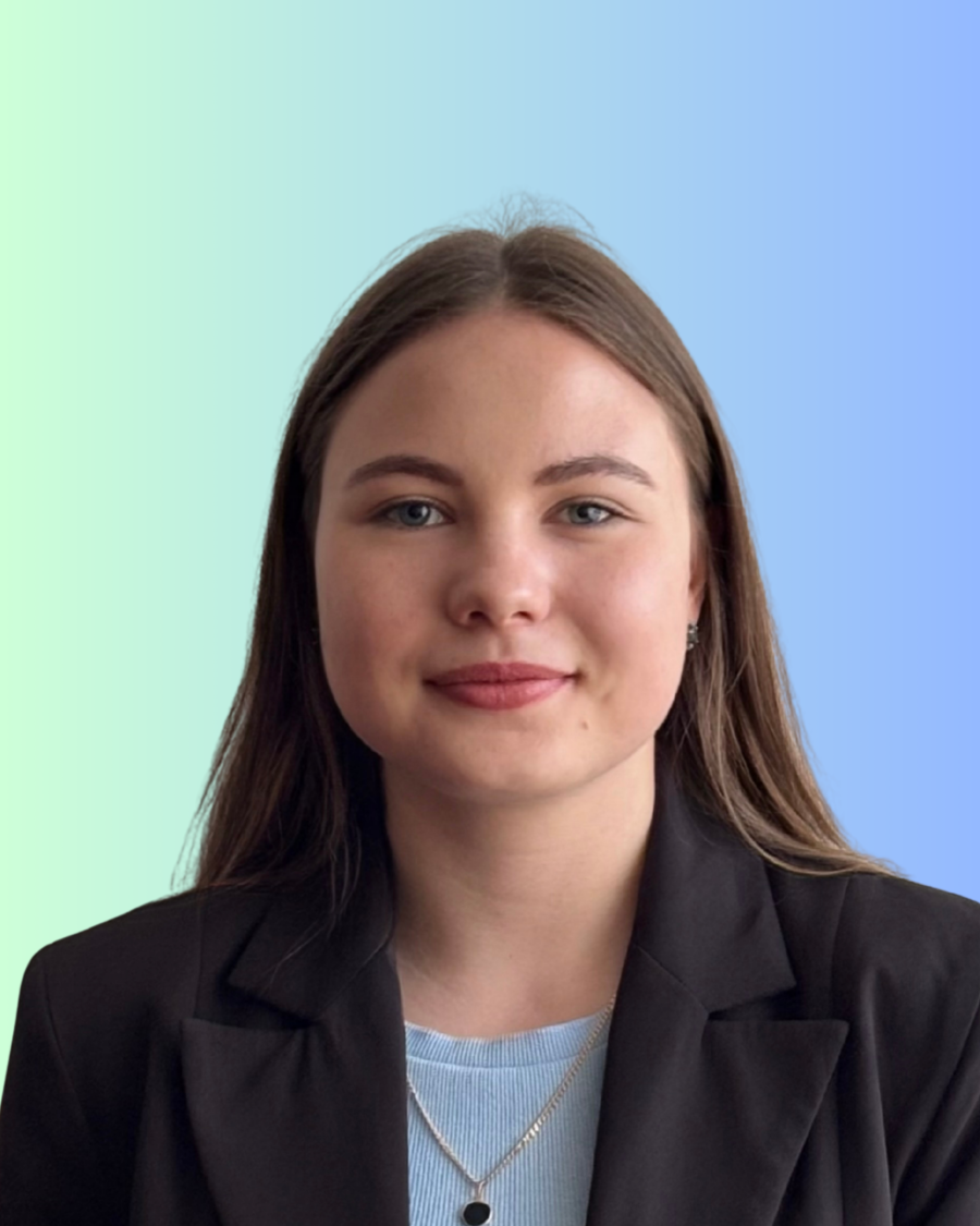 Комарова Каріна Вадимівна
