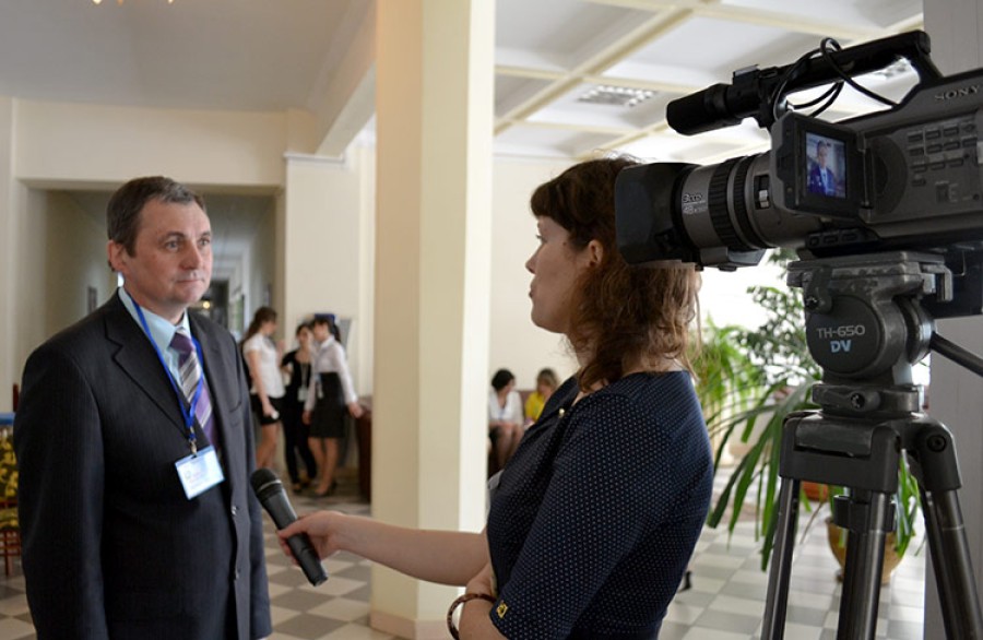 І Міжнародна науково-практична конференція “Проблеми і перспективи фахової підготовки вчителя математики” (26-27 квітня 2012 року)