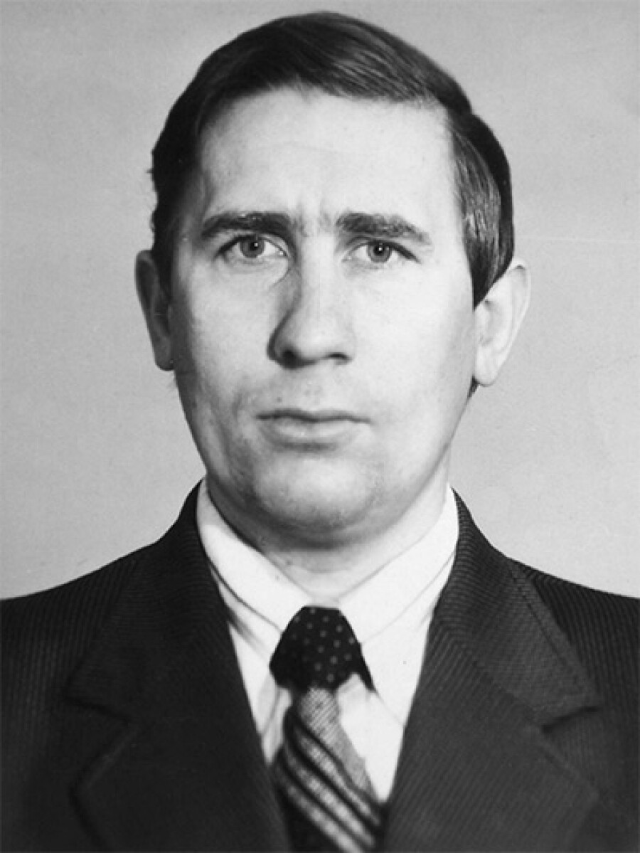 Микитенко Михайло Арсентійович - кандидат біологічних наук, доцент, викладач зології хребетних, фізіології людини і тварин