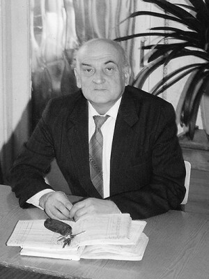 Поліщук Валерій Степанович - кандидат біологічних наук, доцент, викладач ботаніки, завідувач кафедрою