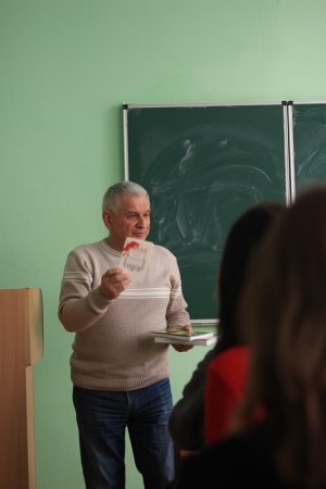 Презентація книги «Він бачив світ»