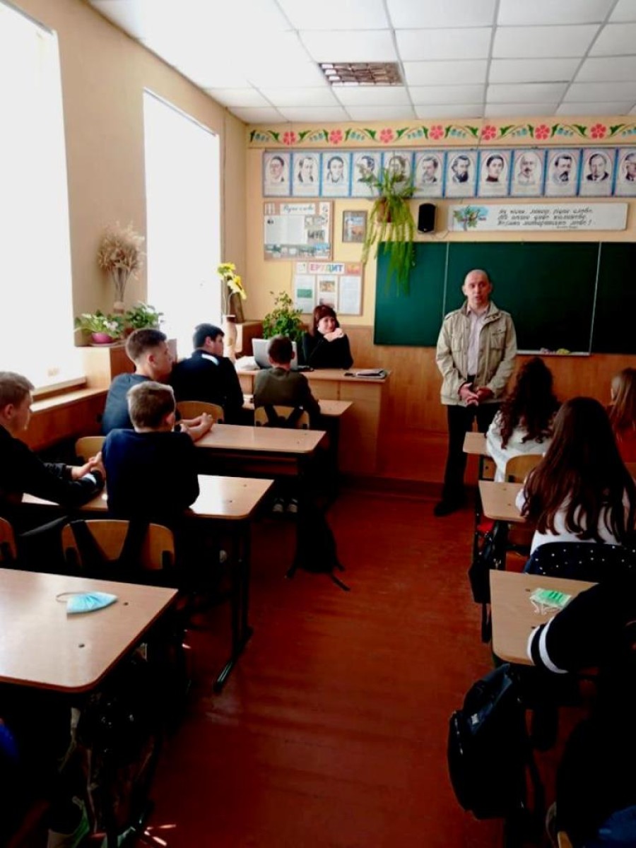 Про профорієнтаційну роботу викладачів кафедри історії та культури України