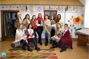День української хустки