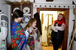 День української хустки