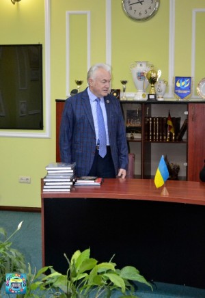 Барвінок. Ростити дітей щасливими