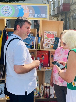 Ювілейний фестиваль «VinBookFest»
