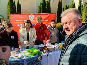 Благодійний ярмарок «Незламна осінь»