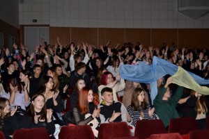 Дебют «талановитих та незламних»
