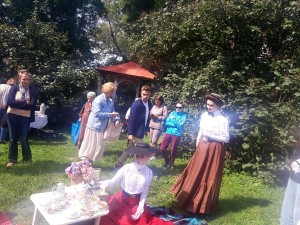 Історико-педагогічна вітальня