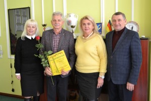 Почесне звання «народний аматорський колектив профспілок України»