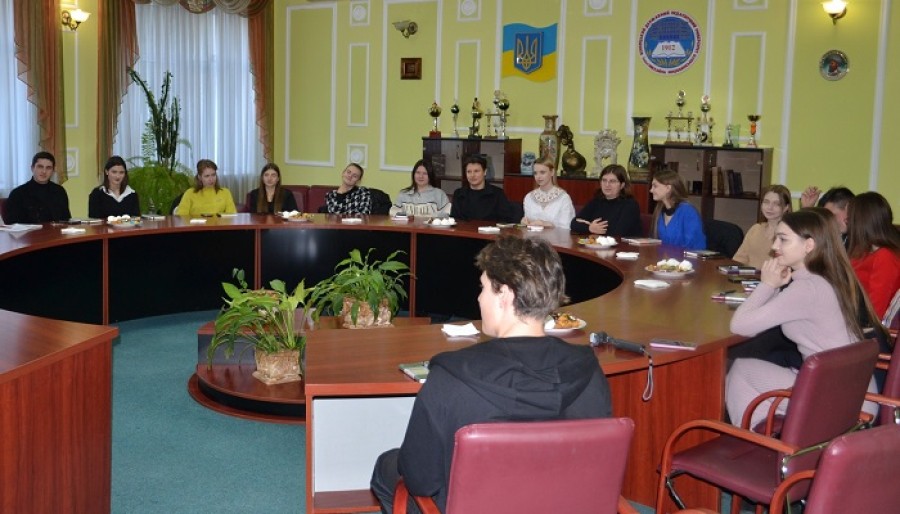 Зустріч ректора університету, професора Наталії Лазаренко з новообраними головами студентського самоврядування