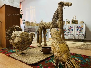Виставки творчих робіт майстрині з рогозоплетіння