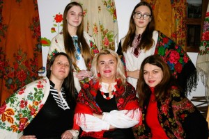 Всесвітній день української хустки
