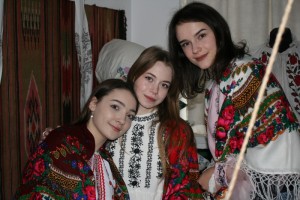 Всесвітній день української хустки