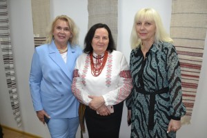Виставка великодніх писанок