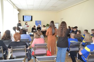 Дебатний турнір на тему «Штучний інтелект: за чи проти»