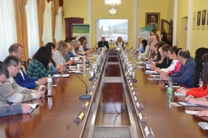 Практичний симпозіум «Ринок праці, людський капітал та професійна орієнтація молоді в умовах війни»