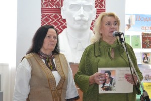Презентація книги «Про традиційні подільські писанки»