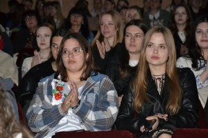 Звітний концерт народних колективів