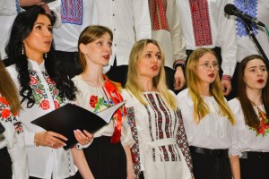 Звітний концерт народних колективів