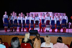 Звітний концерт народних колективів