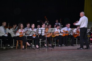 Звітний концерт народних колективів