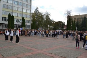 Благодійний ярмарок