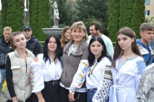 Благодійний ярмарок