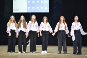 Дебют першокурсників на факультеті філології й журналістики імені Михайла Стельмаха