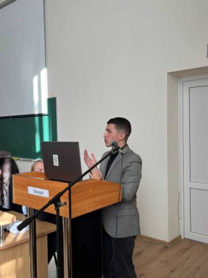 Дебатний турнір «Спіч-батл»