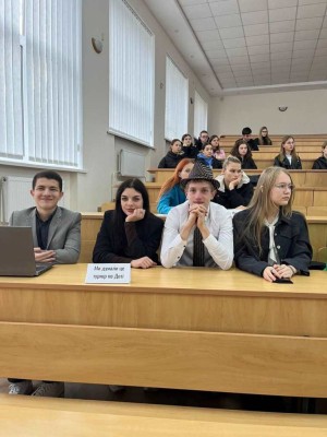 Дебатний турнір «Спіч-батл»
