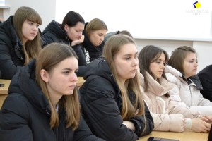 Лекція «Чому культура ніколи не є поза політикою»