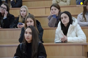 Лекція «Чому культура ніколи не є поза політикою»