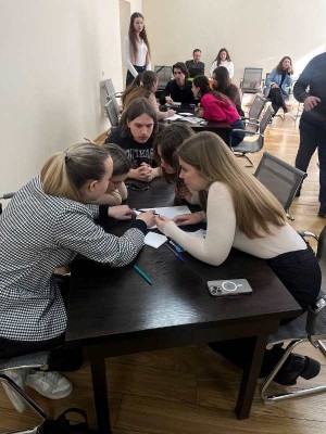 Перший чвертьфінал інтелектуальної гри «Математичний батлум 2025»