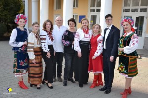 Літературно-мистецька композиція «І оживе добра слава, слава України!»