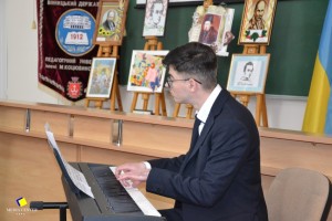Літературно-мистецька композиція «І оживе добра слава, слава України!»