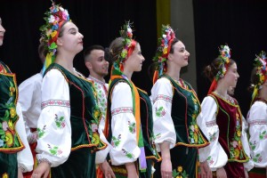Звітний концерт народних колективів «Весняний подих незламного мистецтва»