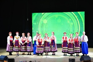 Звітний концерт народних колективів «Весняний подих незламного мистецтва»