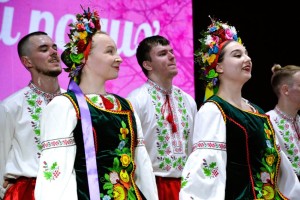 Звітний концерт народних колективів «Весняний подих незламного мистецтва»