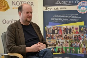Зустріч студентів із випускником університету, фронтменом гурту «ТІК» Віктором Бронюком