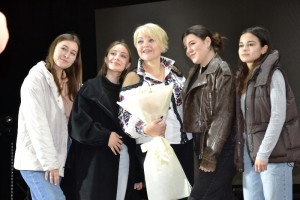 Зустріч із народною артисткою України, естрадною співачкою, телеведучою та громадською діячкою Оксаною Пекун