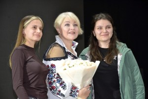 Зустріч із народною артисткою України, естрадною співачкою, телеведучою та громадською діячкою Оксаною Пекун
