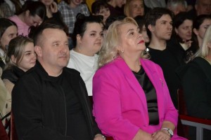 Зустріч із народною артисткою України, естрадною співачкою, телеведучою та громадською діячкою Оксаною Пекун
