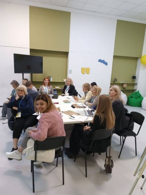 Міжнародний досвід педагогічної освіти і професійного розвитку вчительства — для України