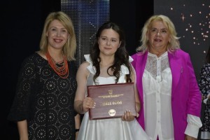 Диплом із гідністю: цьогорічний випуск ВДПУ – про професіоналізм і відповідальність
