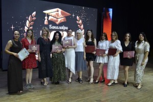 Диплом із гідністю: цьогорічний випуск ВДПУ – про професіоналізм і відповідальність