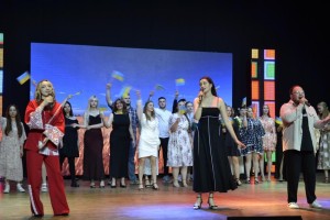 ВДПУ урочисто вручив дипломи випускникам факультету мистецтв
